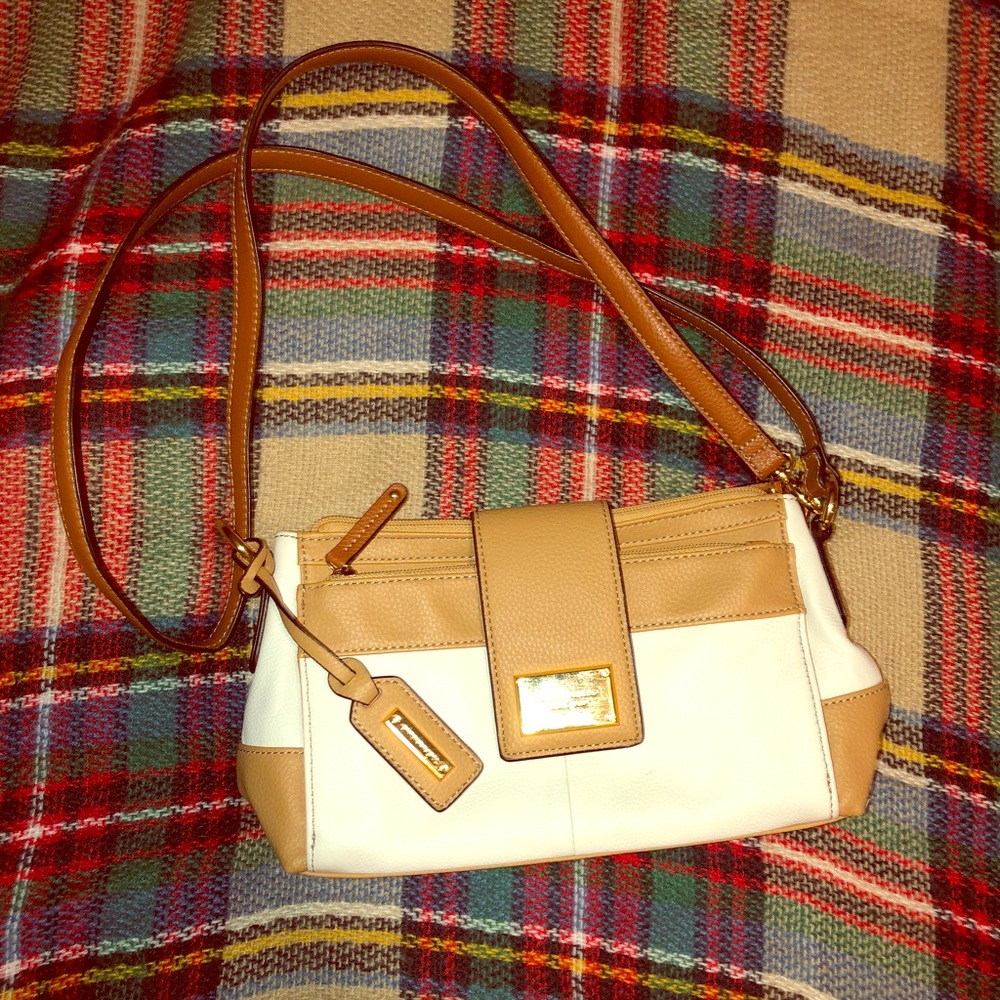 Tignanello small leather shoulder bag, used twice